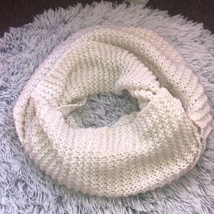 Infinity scarf